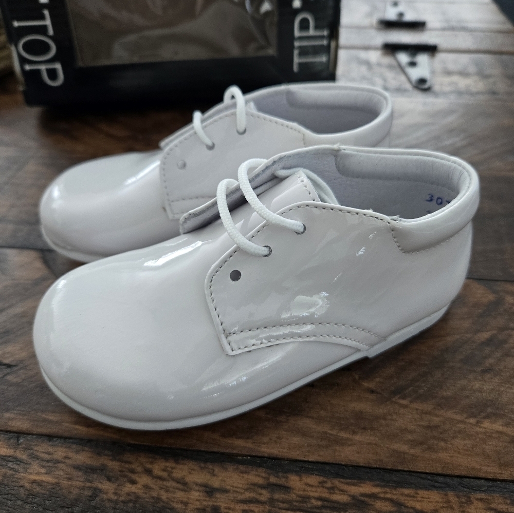 Tip Top Kids Little Boys White Patent Leather Dress Shoes. Style 370. Si… - Picture 3 of 6